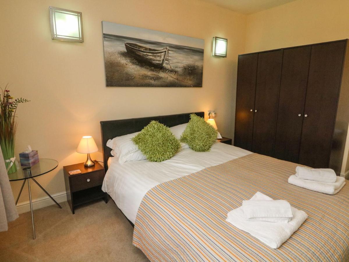 Apartment 1 Моркамб Екстериор снимка